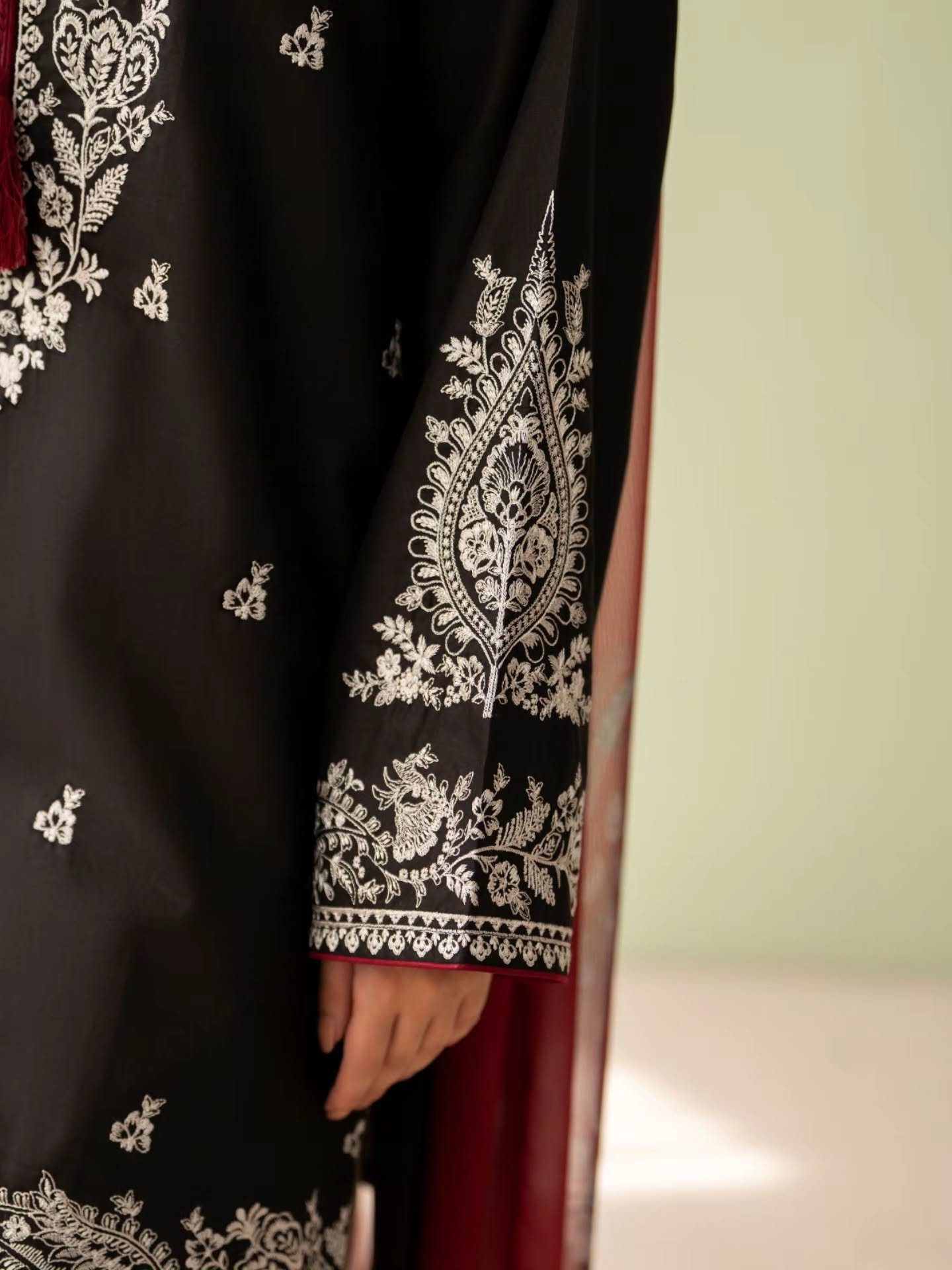 Black Pearl 3PC EMB