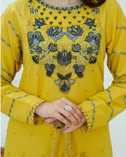 Shamsa Embroidered