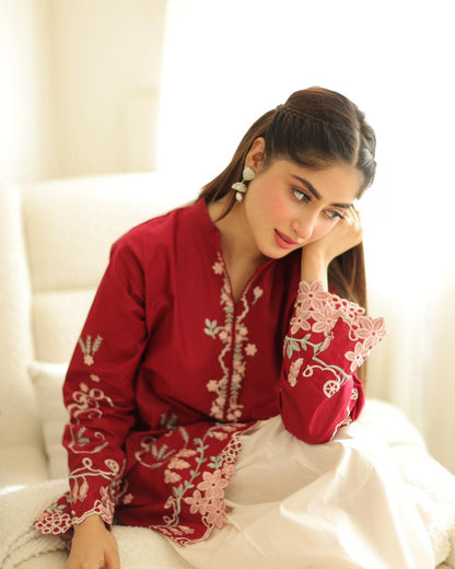 Crimson Bloom 2Pcs