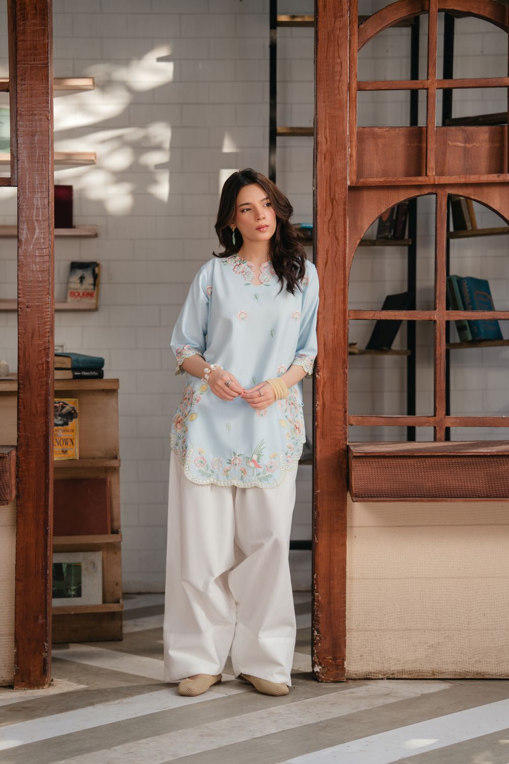 NISA 3PC EMBROIDERY ( FARSHI SHALWAR )