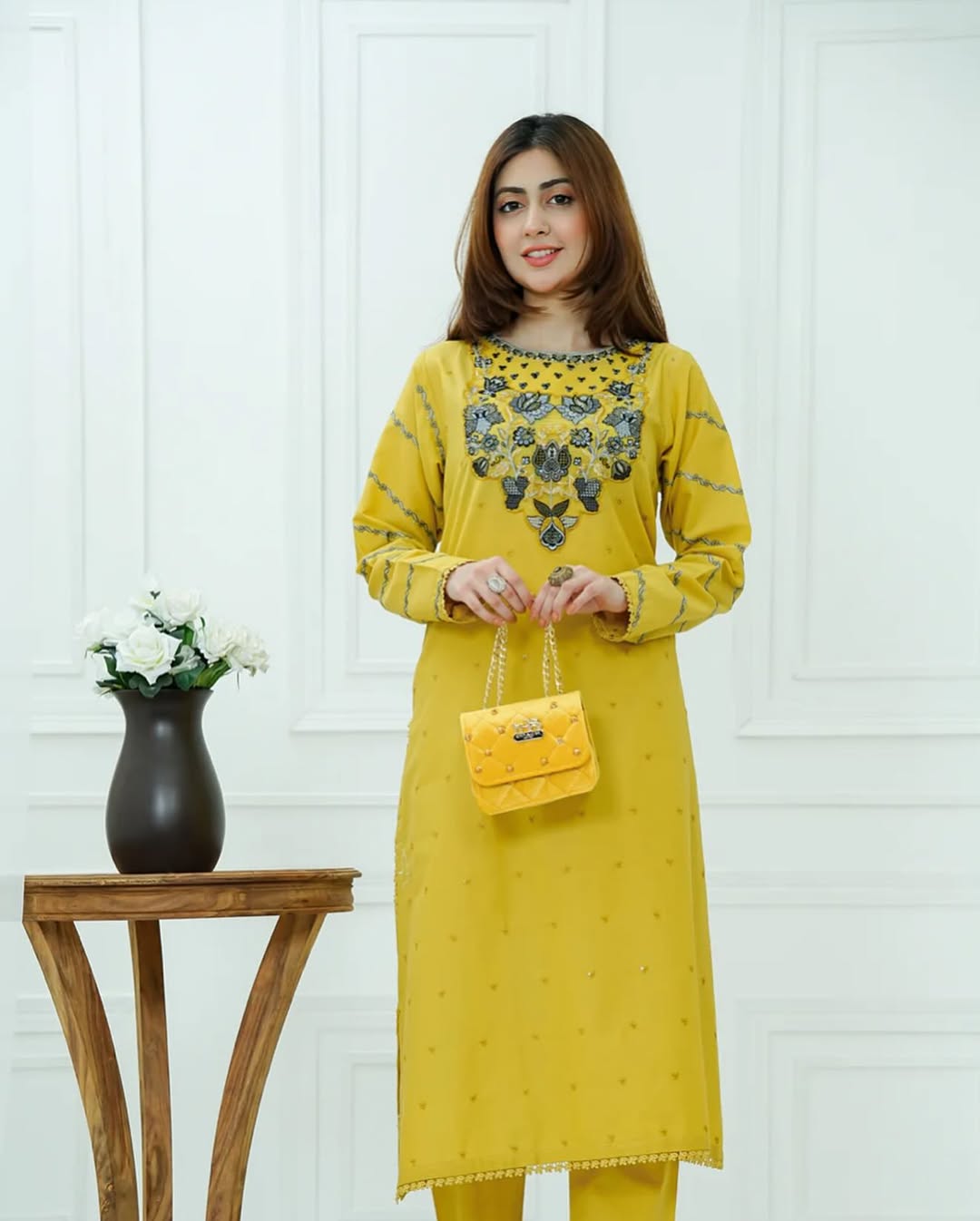 Shamsa Embroidered