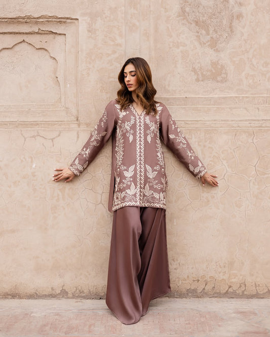 Miral Embroidred 2Pc