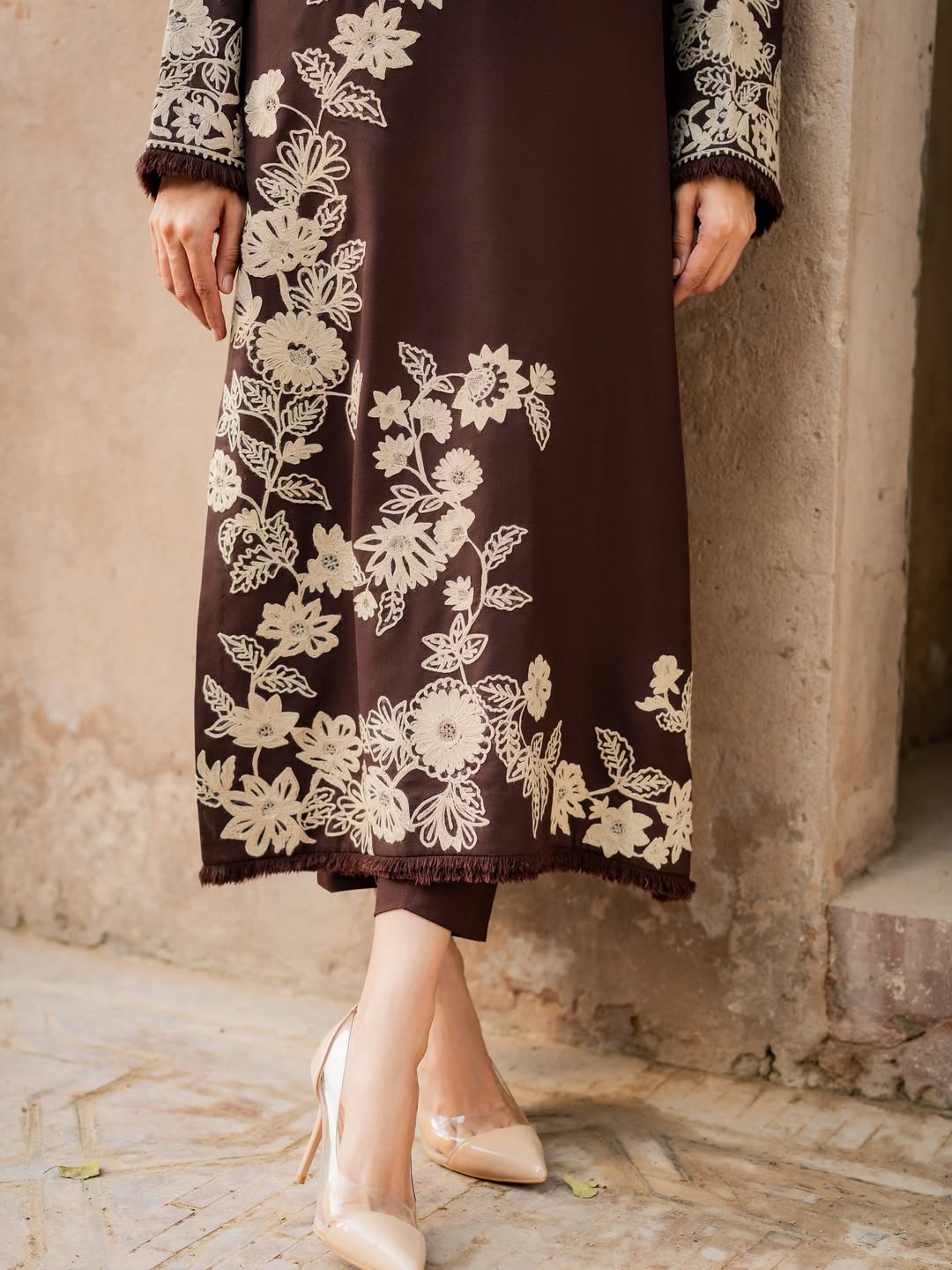 Mahnoor- 3pc Embroidred Suit - Premium Fabric