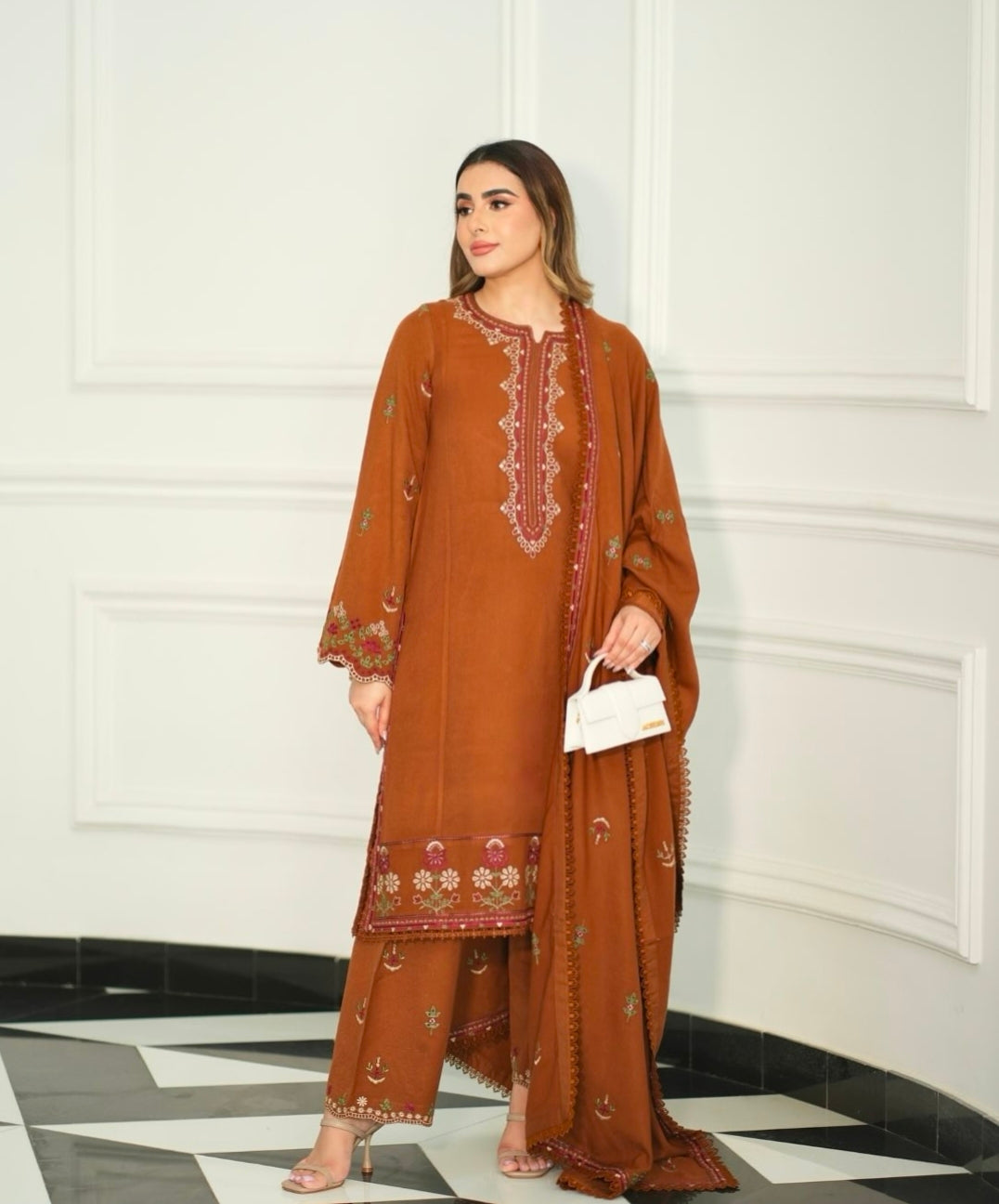 Chiku Embroidery 3Pcs