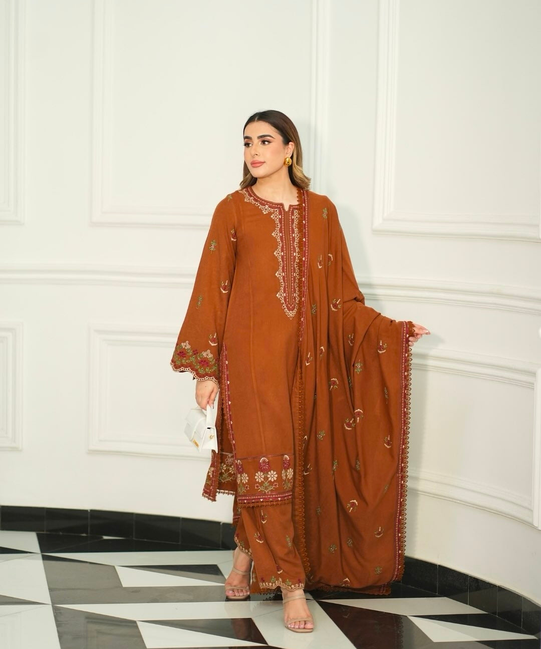 Chiku Embroidery 3Pcs