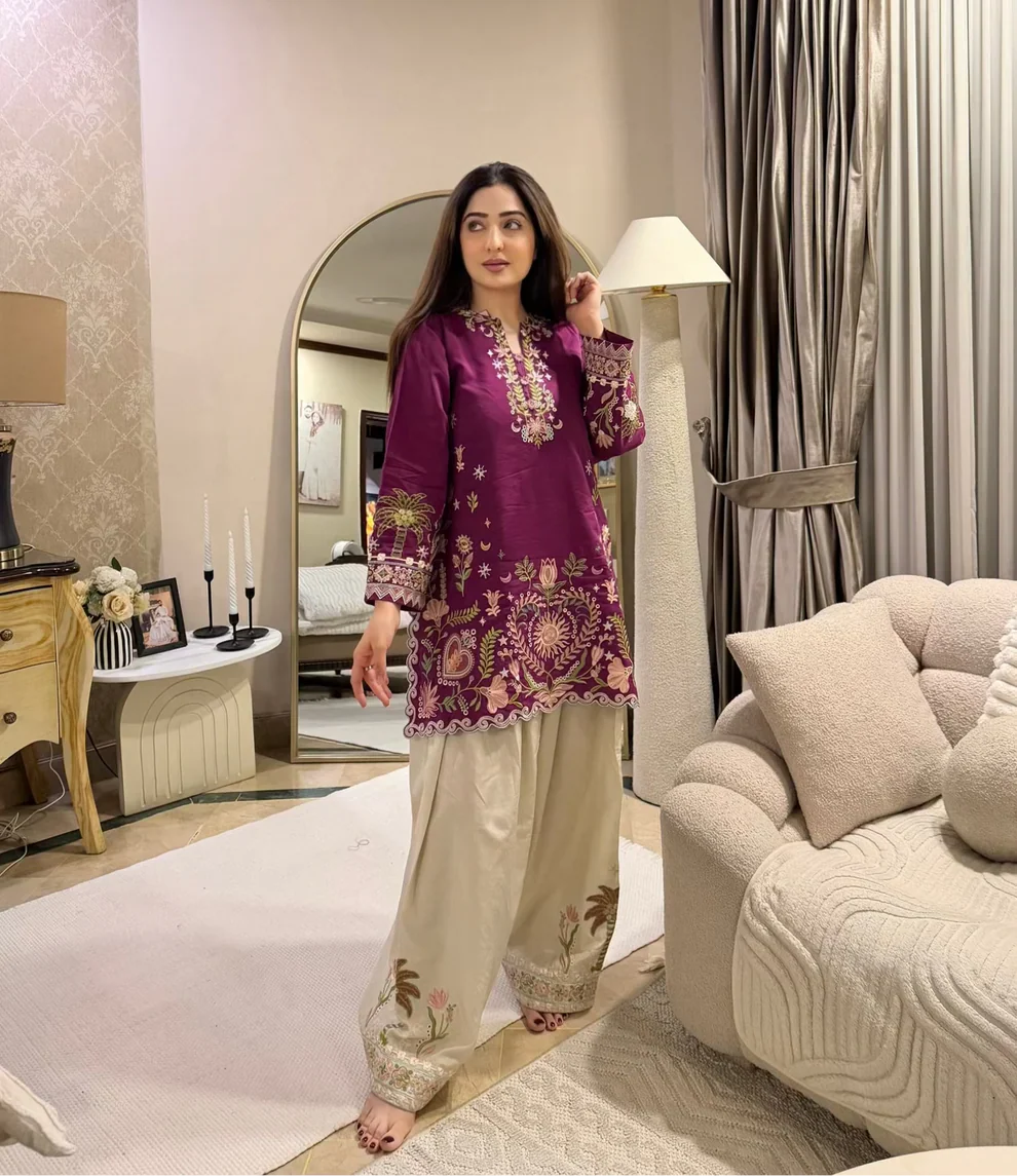 Mulberry Bloom 2 PCs EMBROIDERY