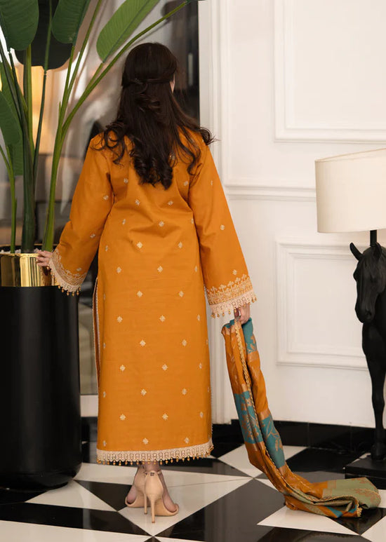 GOLDEN EMB STICHED 3PC