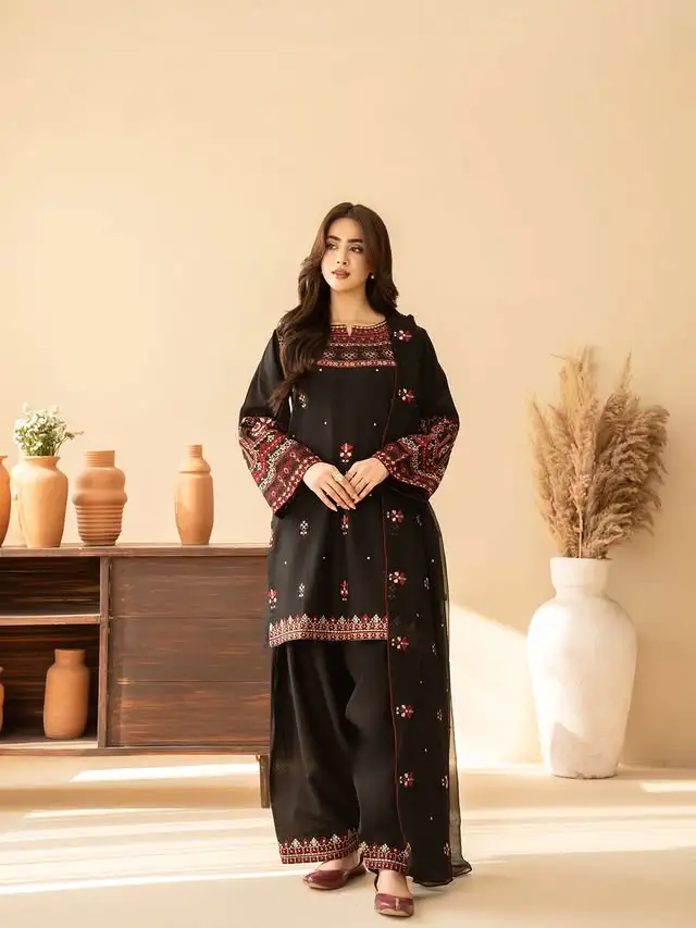 KAINAT 3PC EMBROIDERED